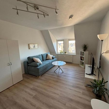 1 Raum Dachgeschosswohnung In Ruhiger Lage Limabach - Oberfrohna Kültér fotó