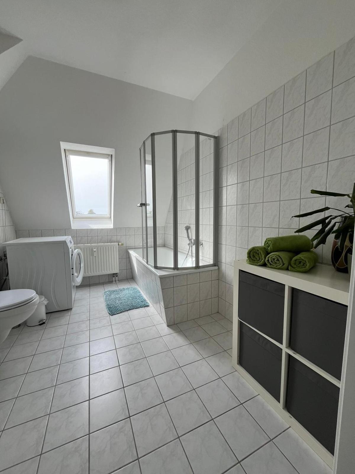 1 Raum Dachgeschosswohnung In Ruhiger Lage Limabach - Oberfrohna Kültér fotó