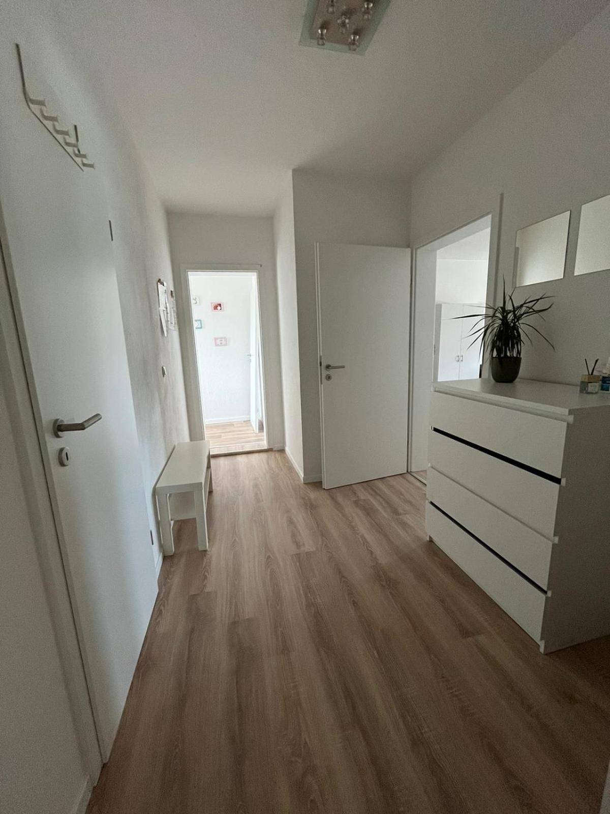 1 Raum Dachgeschosswohnung In Ruhiger Lage Limabach - Oberfrohna Kültér fotó