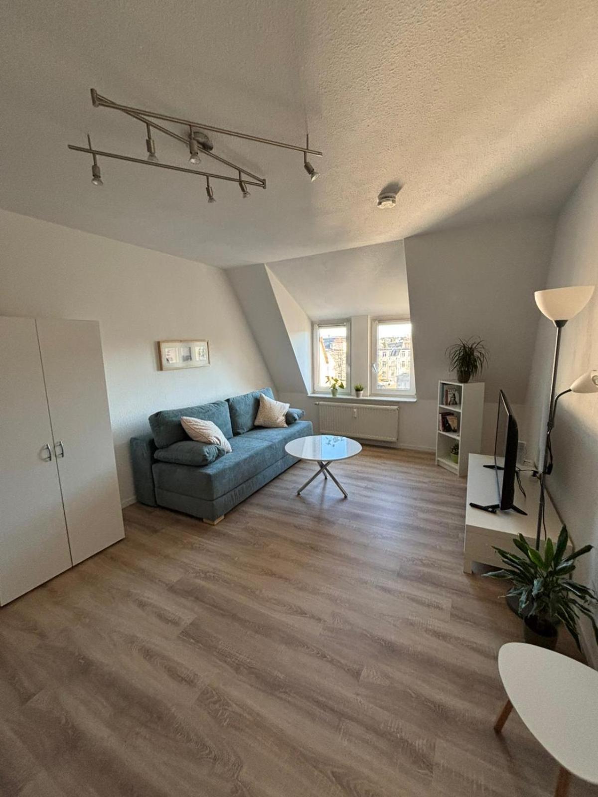 1 Raum Dachgeschosswohnung In Ruhiger Lage Limabach - Oberfrohna Kültér fotó