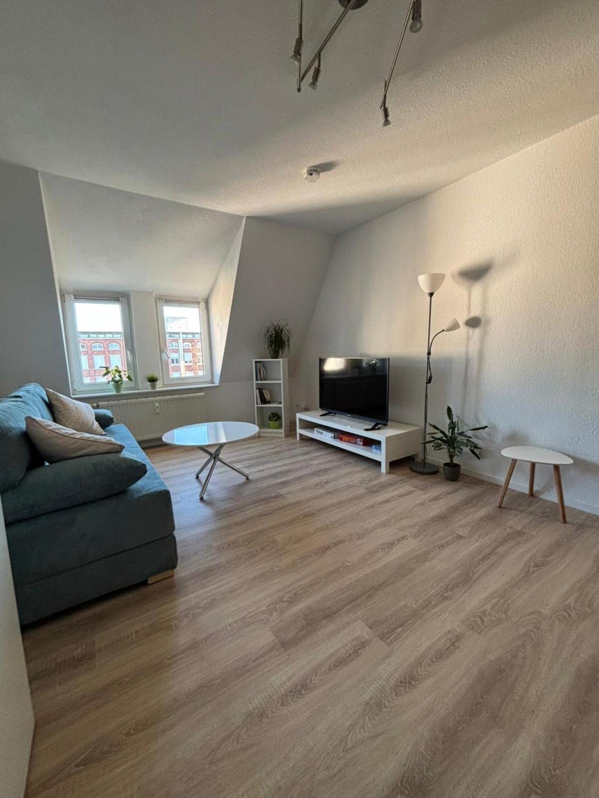 1 Raum Dachgeschosswohnung In Ruhiger Lage Limabach - Oberfrohna Kültér fotó